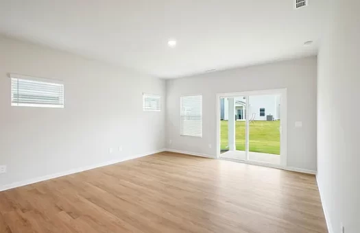 633 Red River Drive